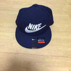 NIKE CAPのサムネイル