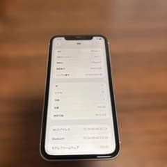 iPhone11 ホワイト 64G 本体のみのサムネイル
