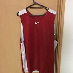 NIKEのサムネイル