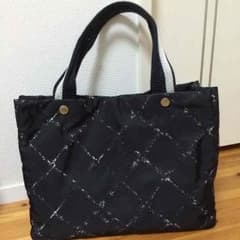 シャネル トートバックのサムネイル
