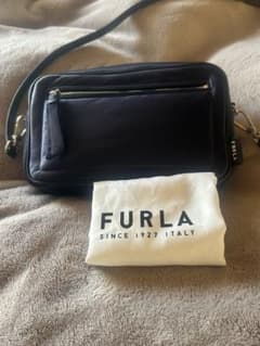 ◇美品◇FURLA ナイロンショルダーバッグのサムネイル