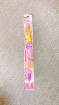 バービー 歯ブラシのサムネイル