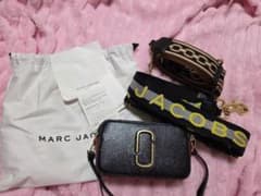MARC JACOBS ブラックショルダーバッグのサムネイル