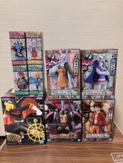 ワンピースフィギュアのサムネイル