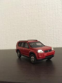 日産　エクストレイル　トミカのサムネイル