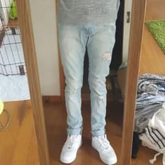 ZARA ダメージジーンズのサムネイル