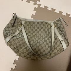 GUCCI グッチ ショルダーバッグのサムネイル
