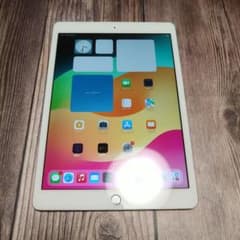 iPad 第7世代 32GB シルバー バッテリー最大容量94% 美品 - メルカリ