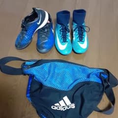 ナイキ サッカースパイク トレシューのサムネイル