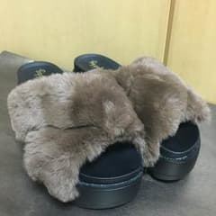 kachun様 専用 厚底 ファーサンダルのサムネイル