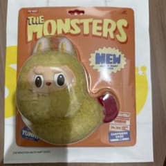 正規品　 新品未開封　POP MART ラブブ イヤフォンケースのサムネイル