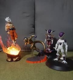 ドラゴンボール フィギュア 孫悟空 身勝手の極意 フリーザの 計 4体セットのサムネイル