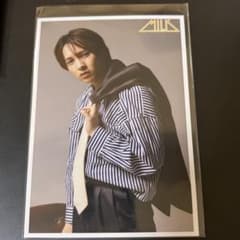 のぞいてみるく？展 生写真A M!LK 吉田仁人 コンプ M!LK 吉田仁人 のぞいてみるく？展 生誕 生写真 2021 22歳 - メルカリ