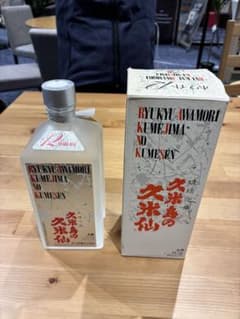 未開栓・古酒】久米島の久米仙 ホワイト12年 720ml 泡盛 旧ボトル