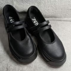 ZARA 厚底 バレエ フラット スニーカー 23.5cm オールブラックのサムネイル