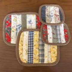 ハンドメイド パッチワーク鍋敷き 鍋つかみ コースター 4枚セットのサムネイル