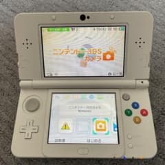 Nintendo NEW ニンテンドー 3DS ホワイトのサムネイル