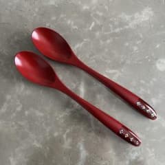 漆器のスプーンのサムネイル