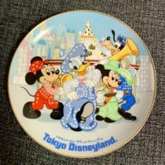 ディズニー皿のサムネイル