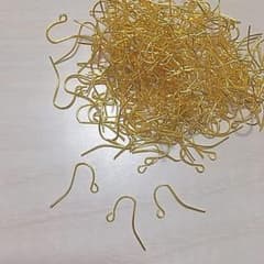専用  ピアスパーツのサムネイル