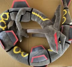 一番くじ ポケットモンスター A賞 黒いレックウザ 抱きぬいぐるみのサムネイル