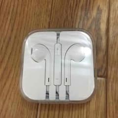iPhone イヤホンのサムネイル