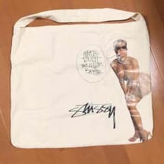 STUSSYのサムネイル