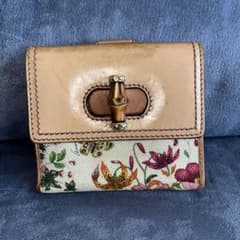 GUCCI フローラバンブー　折り財布　廃盤品のサムネイル