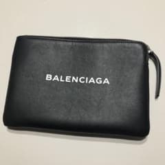 【プロフ必読様】BALENCIAGA エブリデイ ポーチ Mのサムネイル