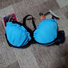 ★未着用★オーキッド★青いフリル付きブラジャー★D70のサムネイル