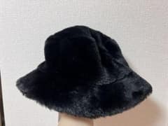 黒ファーバケットハット 未使用のサムネイル
