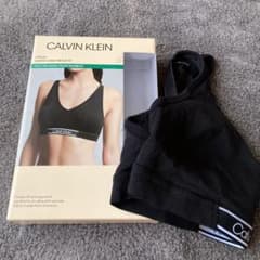 新品　未着用　カルバンクライン　ブラトップのサムネイル
