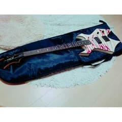 B.C.rich リベンジワーロック ベースのサムネイル