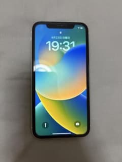 Apple iPhone 11 本体のサムネイル