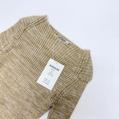 AURALEE ベージュ リブニットサイズ1のサムネイル