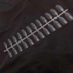 ネイルチップ　オーバル　クリアのサムネイル