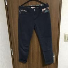 チチカカ パンツのサムネイル