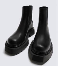 ZARA ボリュームチェルシーブーツ 完売品 最安値】ZARA 完売品 ボリュームチェルシーブーツ 42 - メルカリ