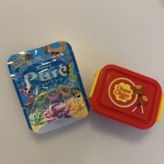 ガチャガチャのサムネイル