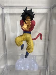 ドラゴンボール 孫悟空 スーパーサイヤ人4 フィギュアのサムネイル