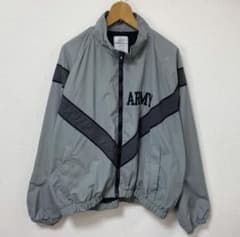 実物 アメリカ軍 IPFUナイロンジャケット 古着 ARMY ミリタリーのサムネイル