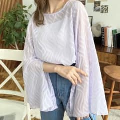 moment+ リーフ柄シフォンジャガードフレアスリーブプルオーバーのサムネイル