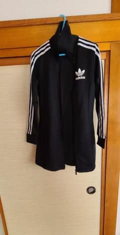 adidas ジャージワンピ 黒のサムネイル