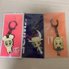TWICEダヒョンキーホルダー3つのサムネイル