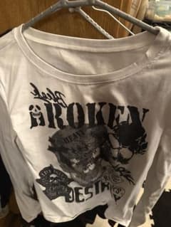 スカルデザイン ホワイト長袖Tシャツのサムネイル