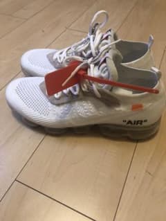 早い者勝ち！NIKE off-white ヴェイパーマックスのサムネイル