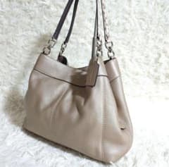 COACH ダルトン レザー ショルダーバッグ ベージュ 通勤 - メルカリ