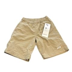 新品　ヘリーハンセン　ショートパンツ　ベージュ　ズボン　120cmのサムネイル