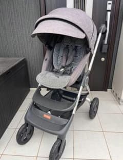 折りたたみ可能　Stokke Scoot2 ベビーカーのサムネイル