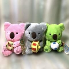 コアラのマーチカラフルぬいぐるみ3体セット - メルカリ